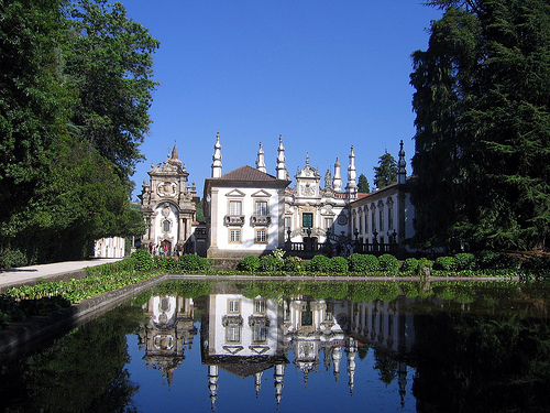 Casa Mateus - Espelho de água